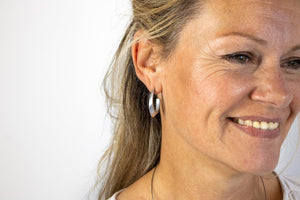 Oval hoop earrings O46