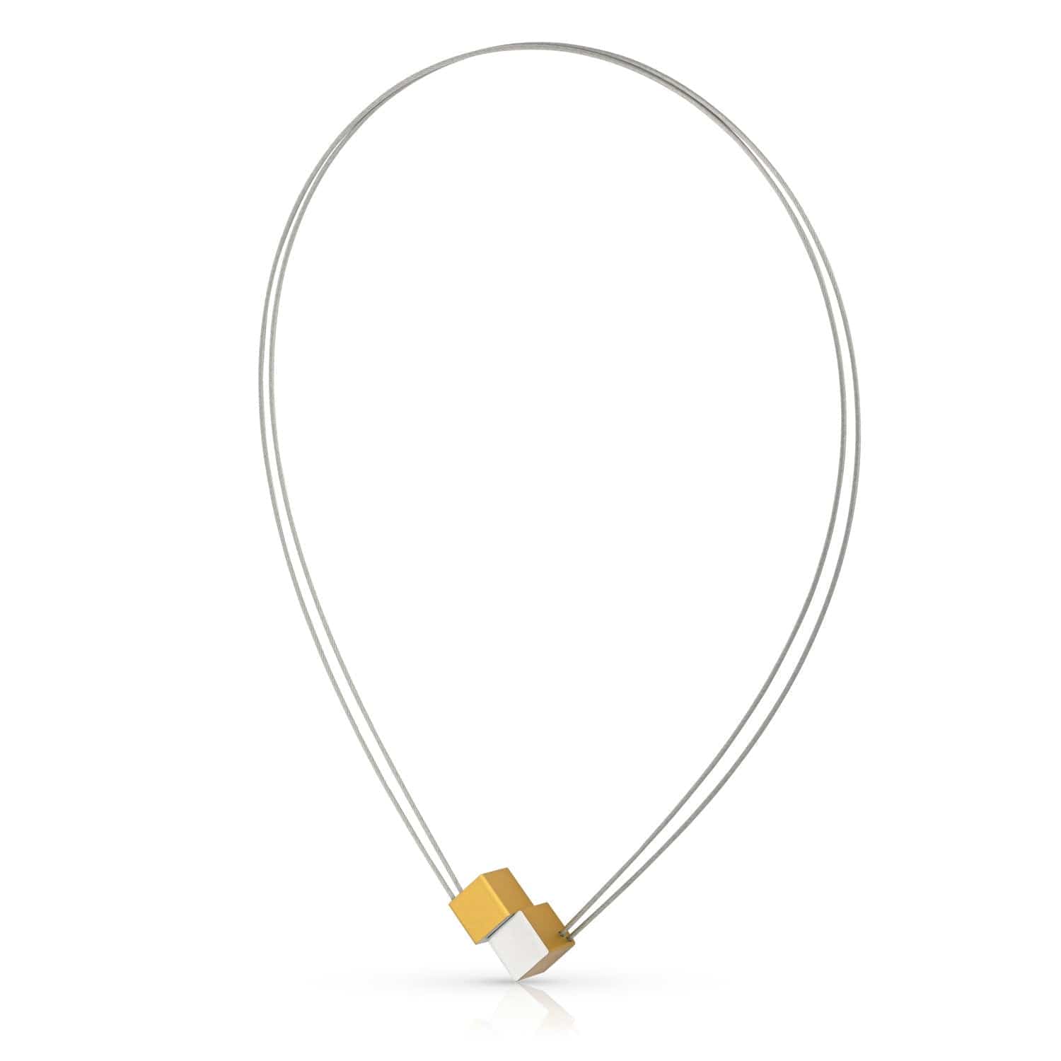 Necklace two cubes C17G