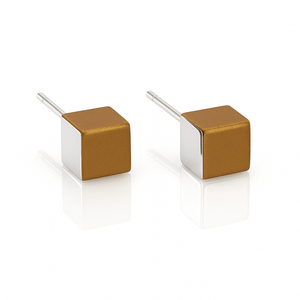 KIKI Black Earring | O28Z
