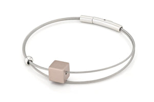 Armband kubus en bolletje A259