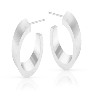 Oval hoop earrings O46