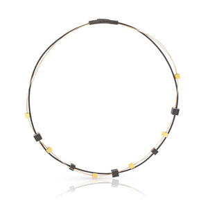 Collier speelse kubusjes goud|zwart C257Z